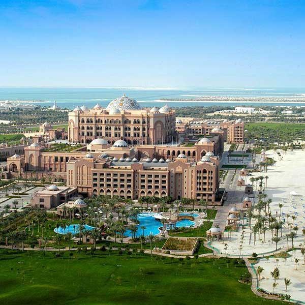 Abu Dhabi Vacations 2020/2021 | Emirates Vacations