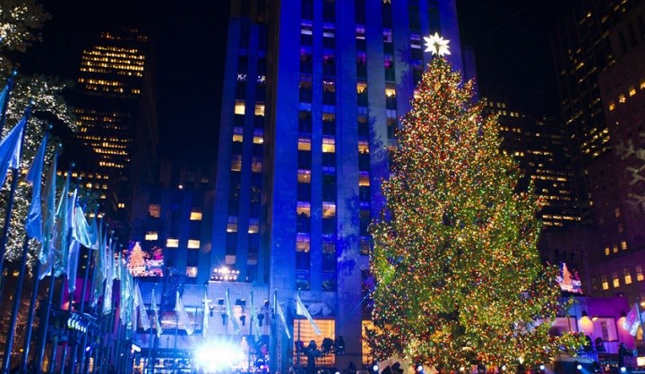 NY Holiday Markets and Christmas Lights Walking Tour | New York | USA ...