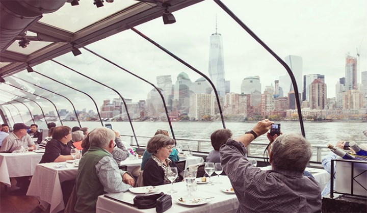 bottomless mimosa brunch cruise nyc